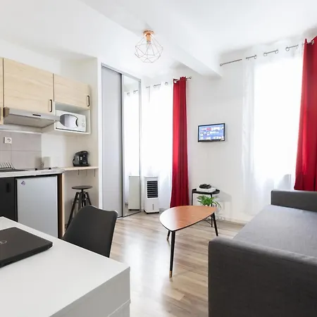 Le Cezanne - Hypercentre - Wifi - Train Station Apartment *